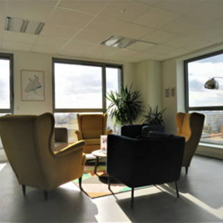 Bureau privé 14 m² 3 postes Location bureau Rue René Viviani Nantes 44200 - photo 4